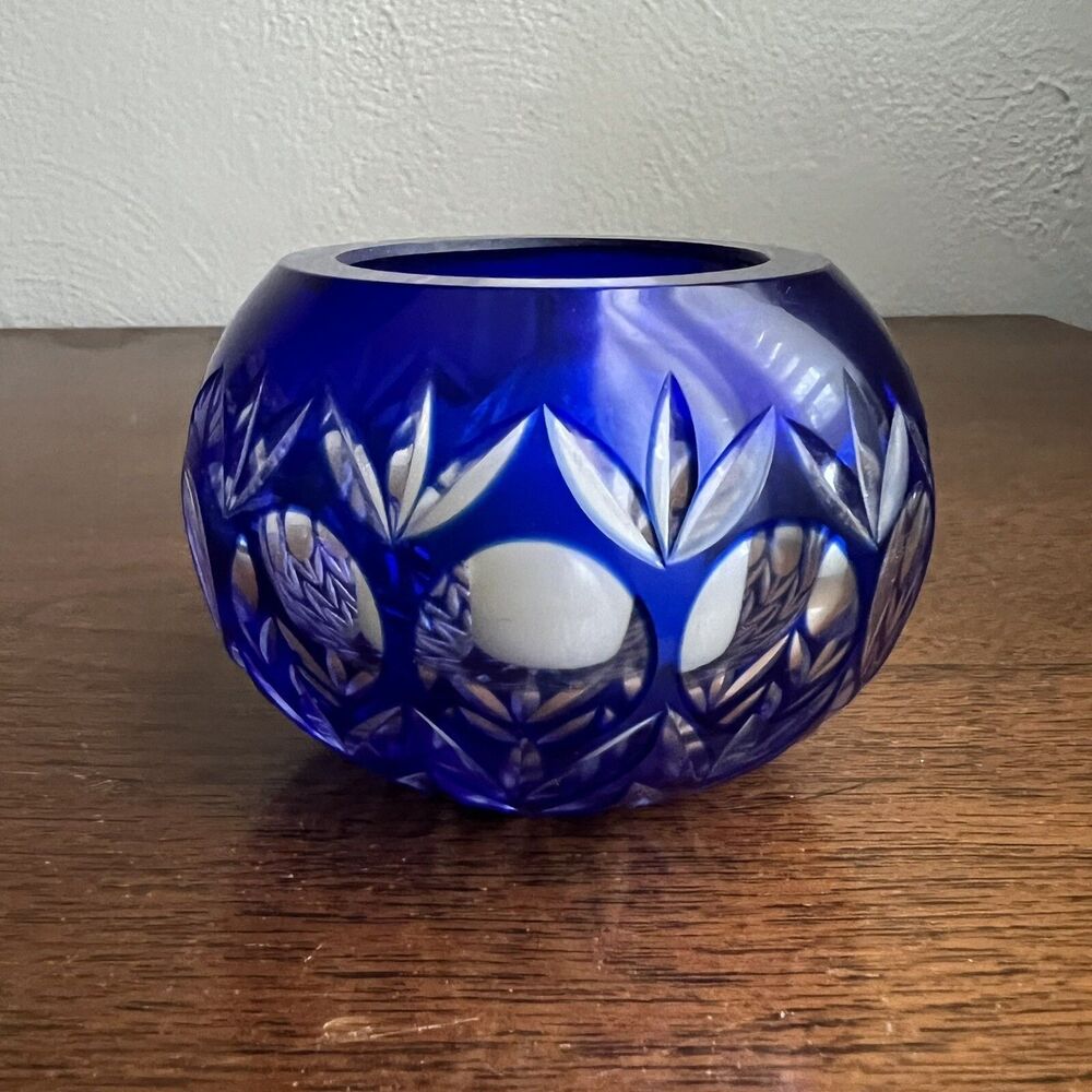 Crystal Legends by Godinger Cobalt Blue Bowl Lead Crystal 2.5" tall by 4" wide